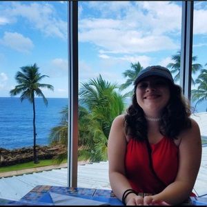 Meet your Posher, Giana